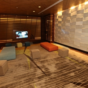 Contemporary-resort-lobby-07
