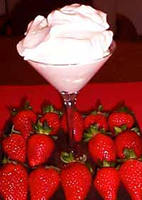 strawberriescream2.jpg