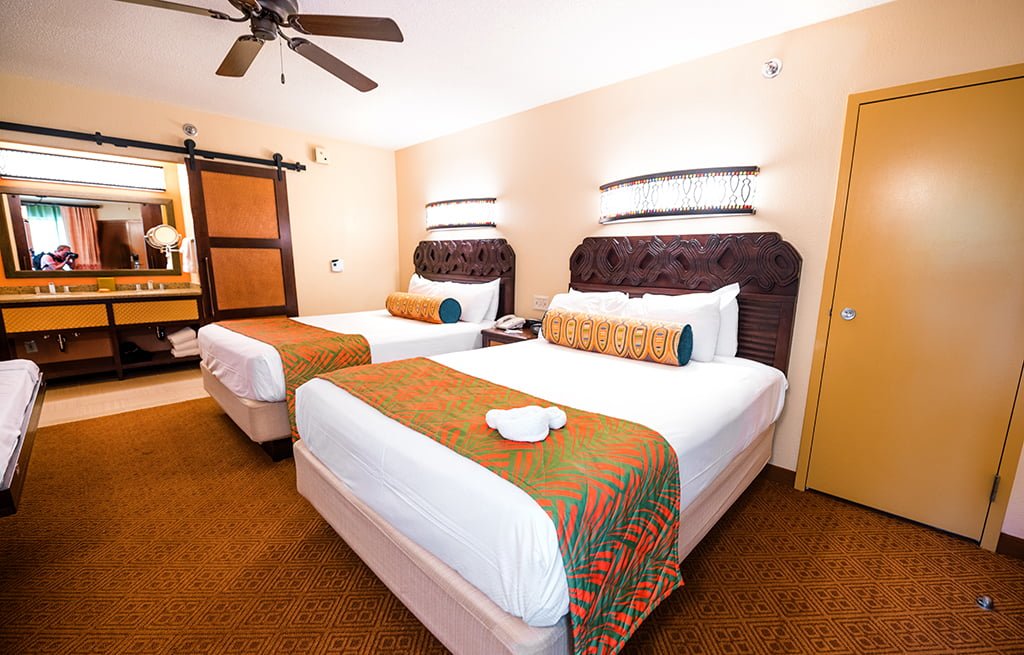 caribbean-beach-resort-remodeled-rooms-disney-world-beds.jpg