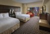 nycmq-guestroom-0138-hor-clsc.jpg