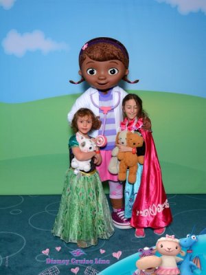 1736-66753115-Disney Jr JR Doc McStuffins 4 Starboard-46356_GPR.jpg