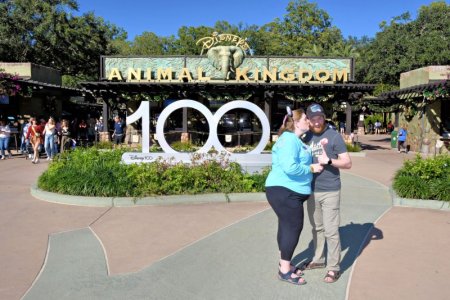 small 2023-12-18 - Disneys Animal Kingdom Park - The oasis_2.jpg