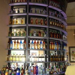 paradiso_37_tequilla_bar_wall