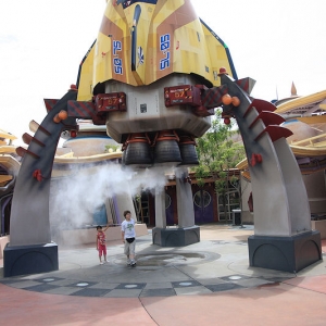Hong Kong Disneyland - Tomorrowland Mister