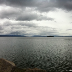 5-Yellowstone-Lake-002