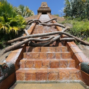 Coronado-Springs-Pools-002