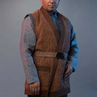 SWGE_Villager_Cantina_Vest_Cast_Costume_CM9I5052A.JPG