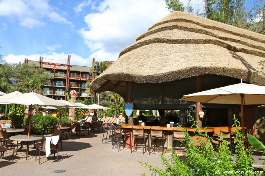 animal kingdom lodge pool bar