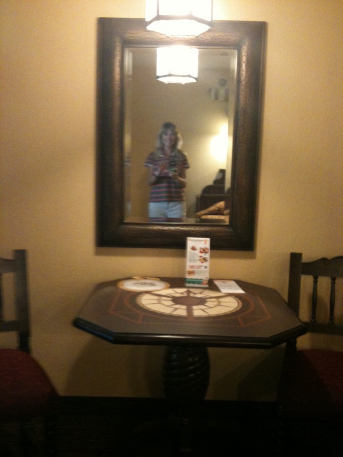 CBR pirate room mirror and table