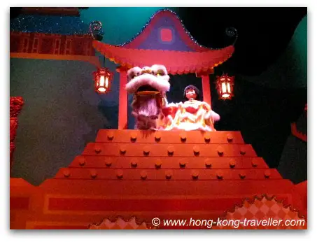 hongkong-disneyland-small-world-03.jpg