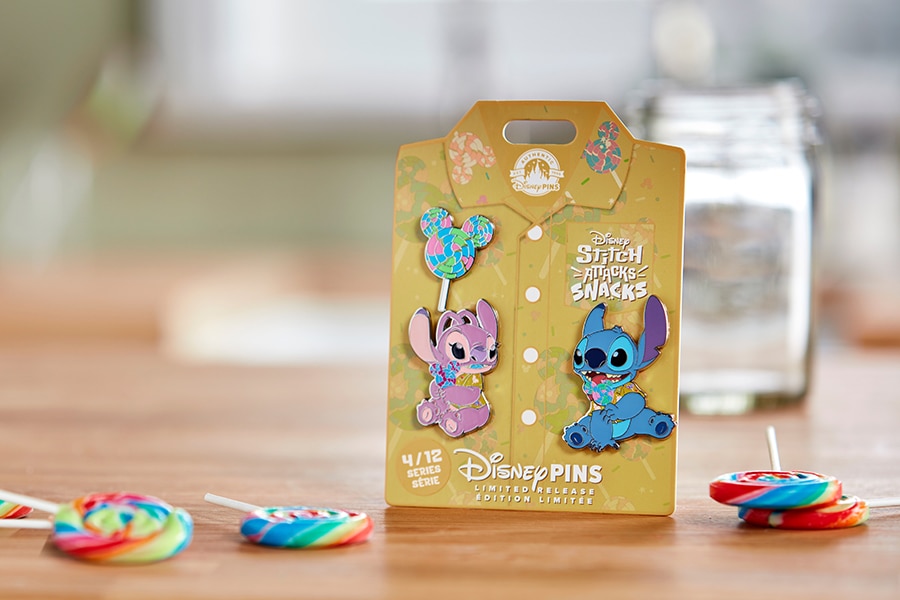 Stitch Attacks Snacks Lollipop Pin Set